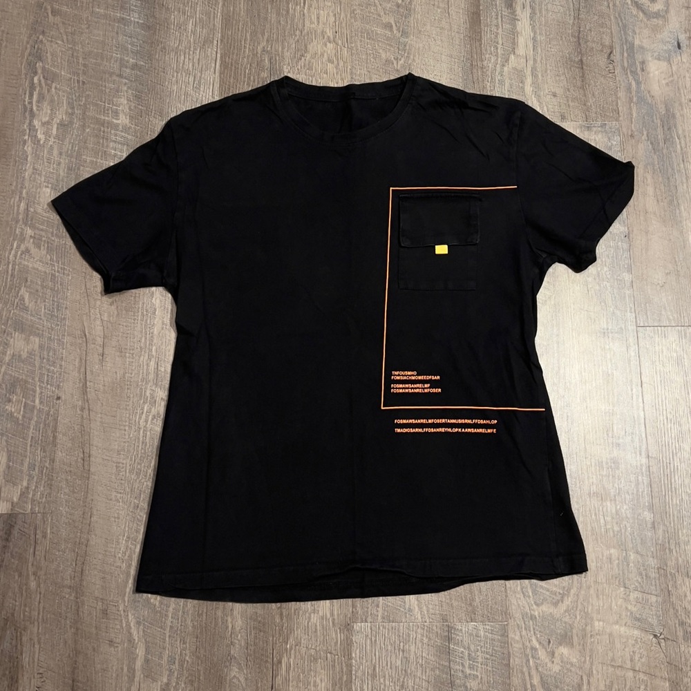 Pocket T-shirt